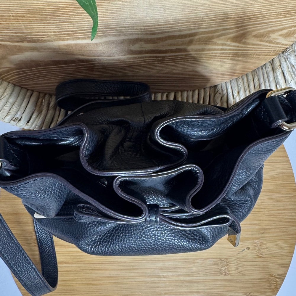 Kate Spade Black Pebbled Leather Bucket Bag EUC - Picture 5 of 12